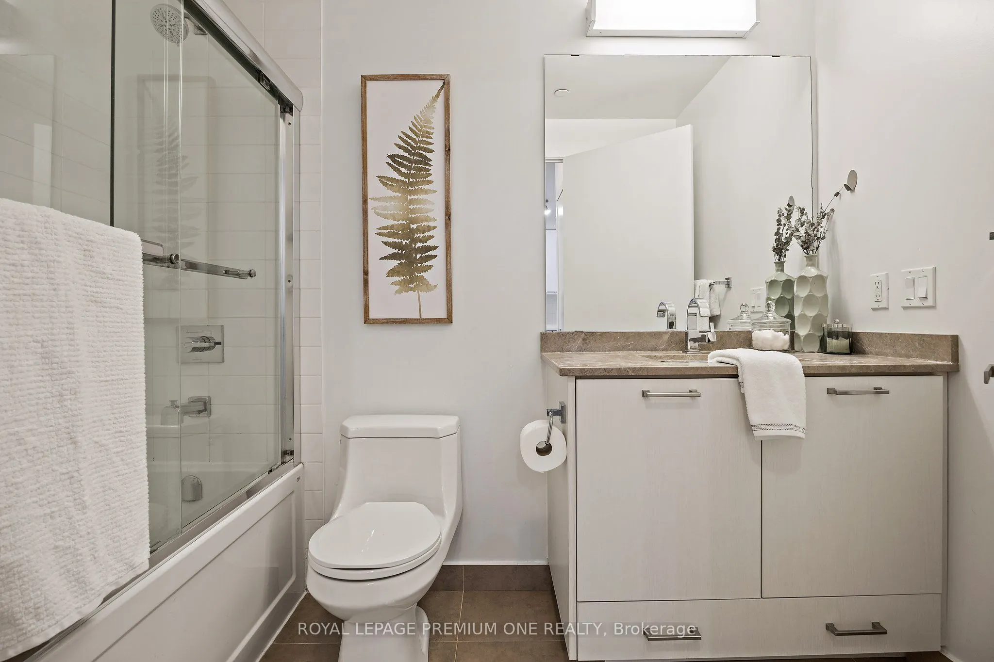 9471 Yonge Street ##1514