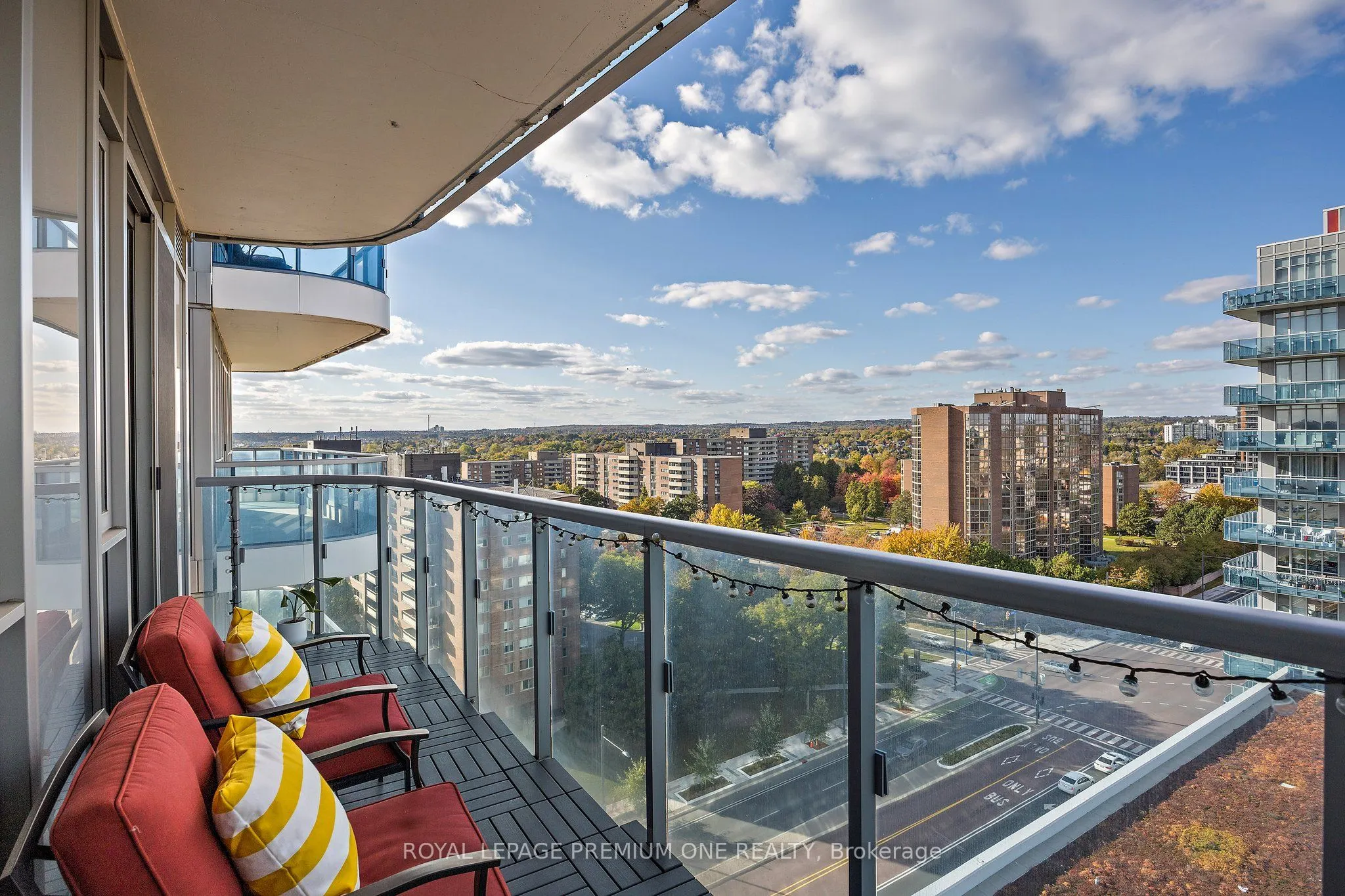 9471 Yonge Street ##1514