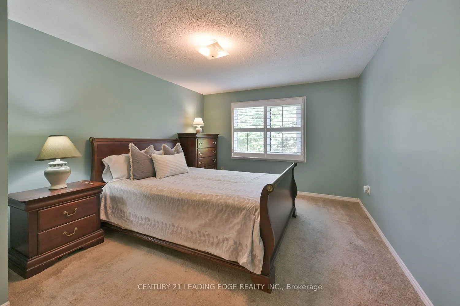14 Montrose Crescent