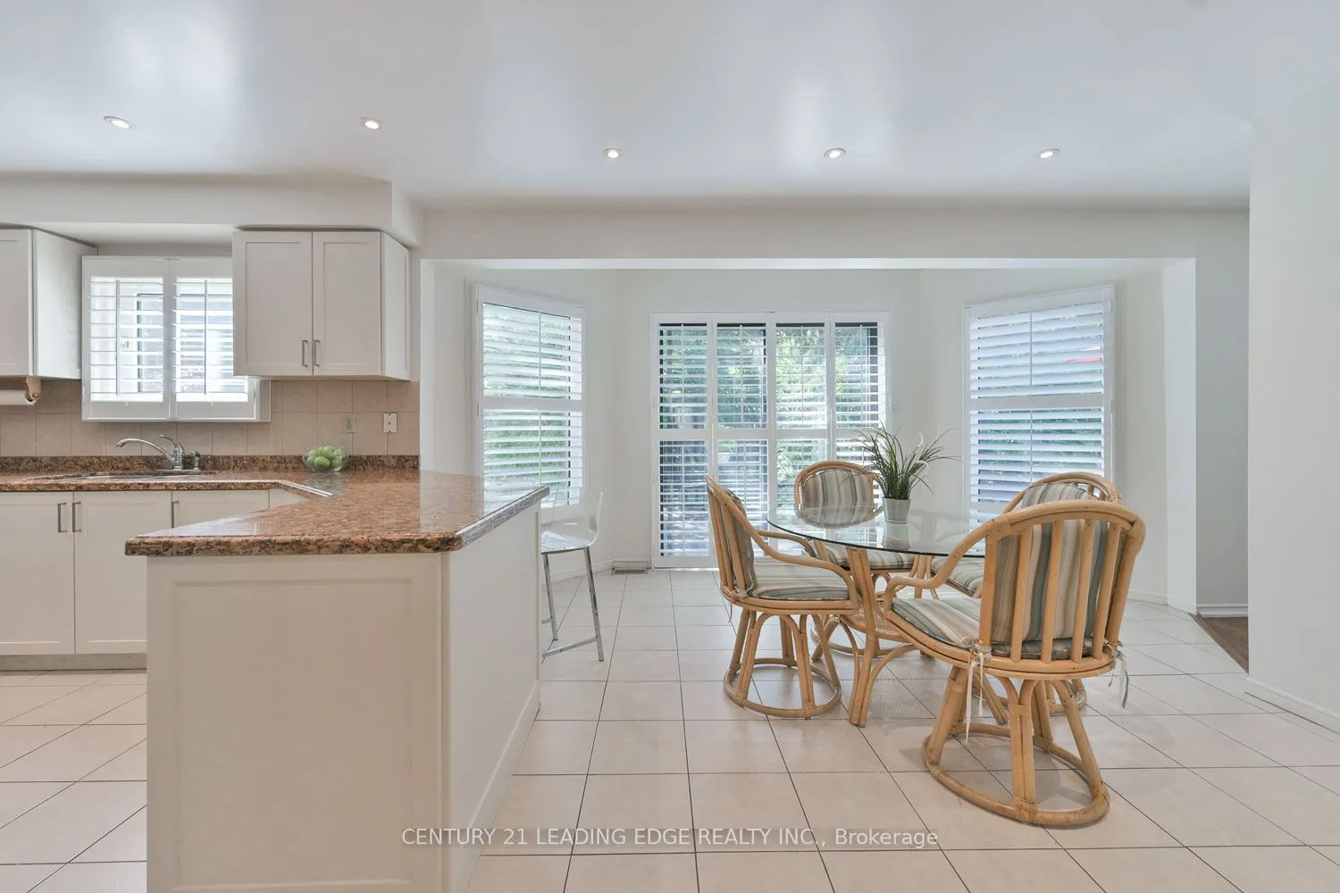 14 Montrose Crescent