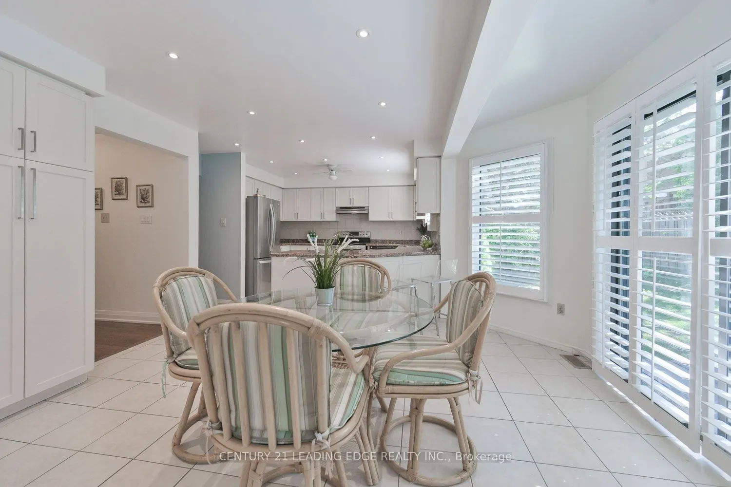 14 Montrose Crescent