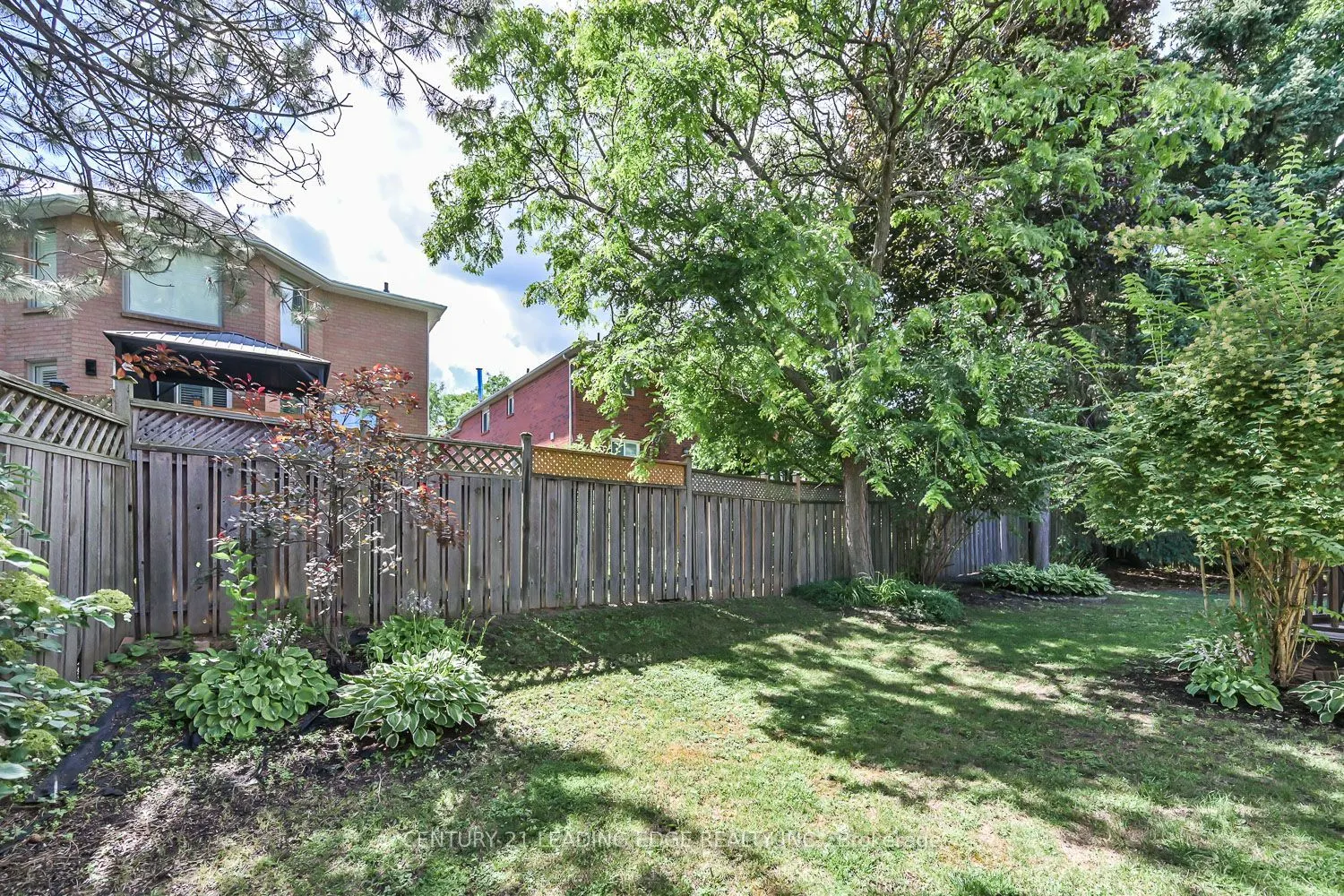 14 Montrose Crescent