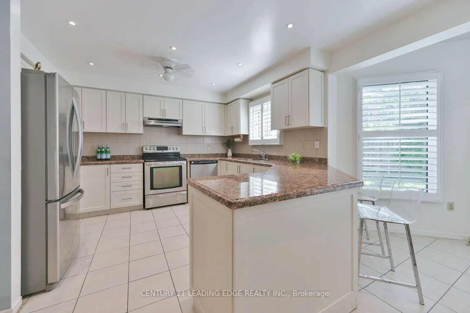 14 Montrose Crescent