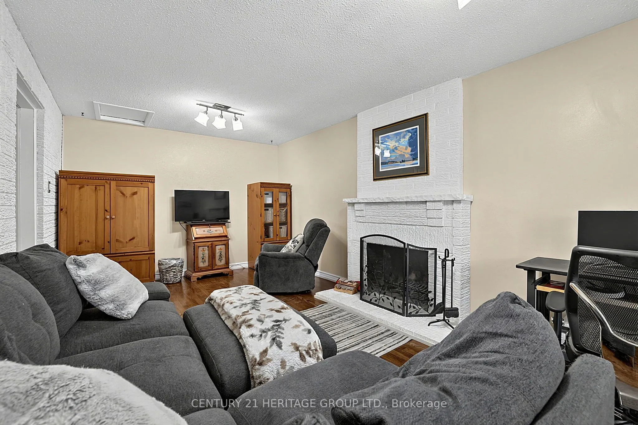 214 Lancaster Avenue