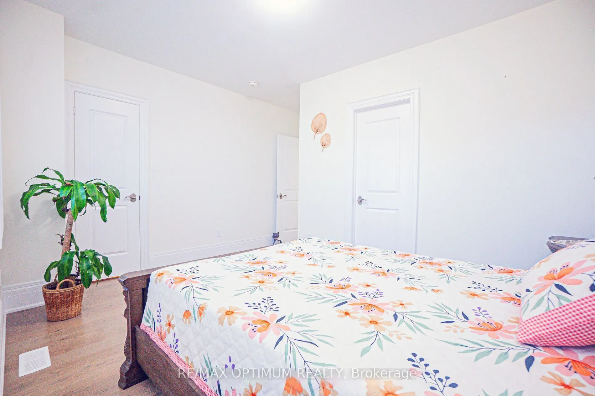53 Kinburn Crescent