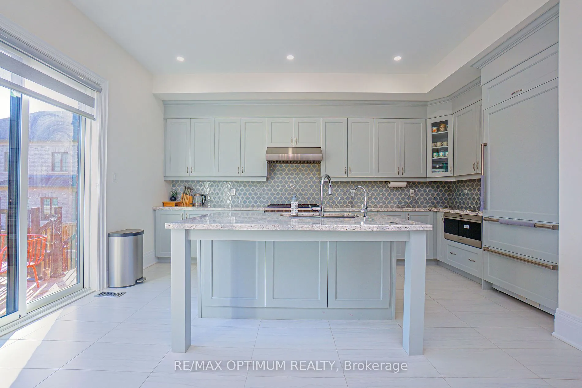 53 Kinburn Crescent