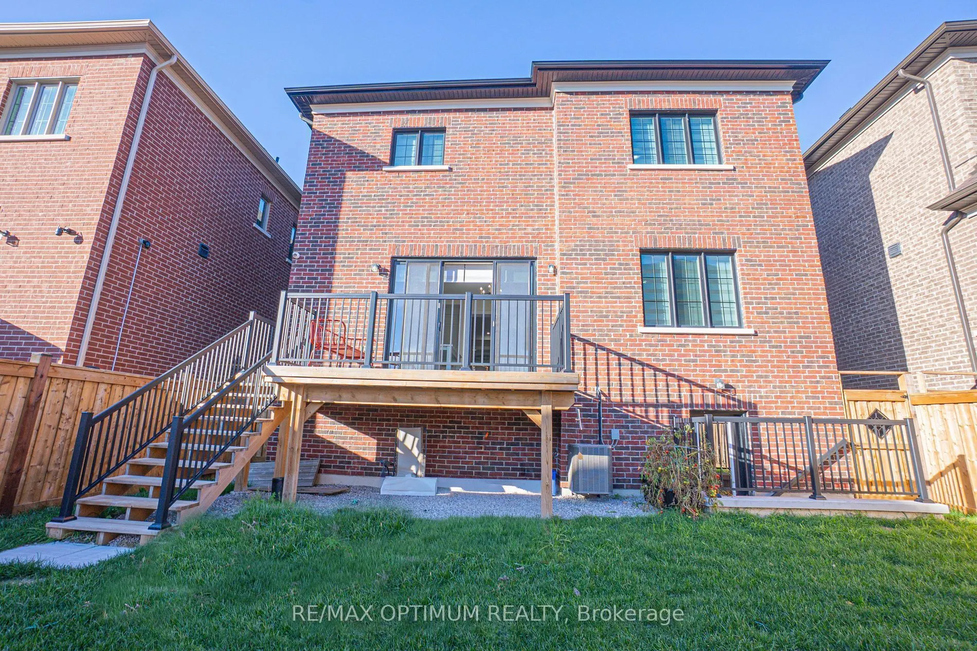 53 Kinburn Crescent