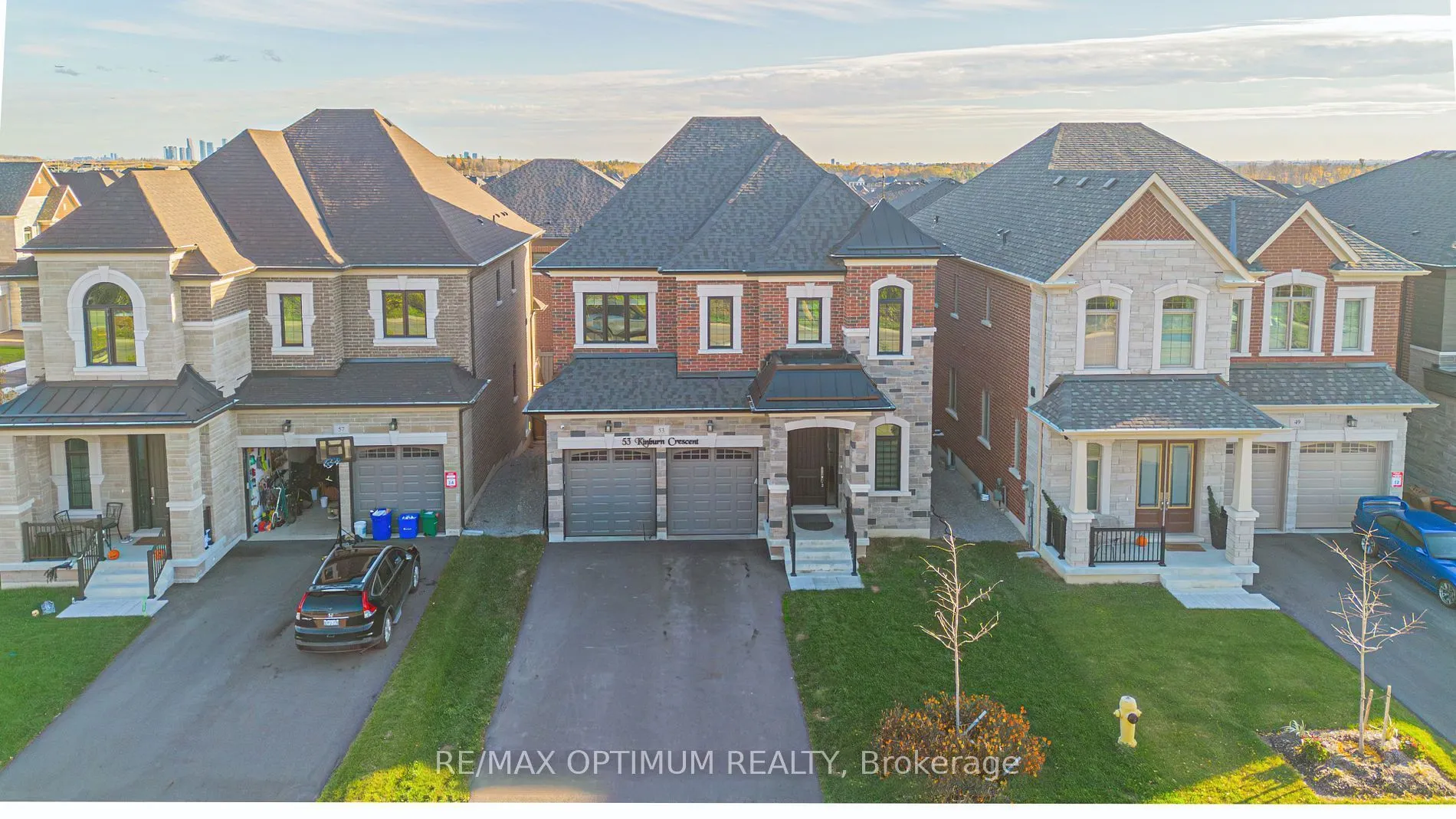 53 Kinburn Crescent