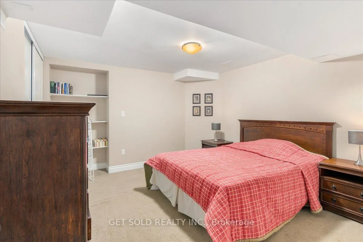 10 Coldwater Court