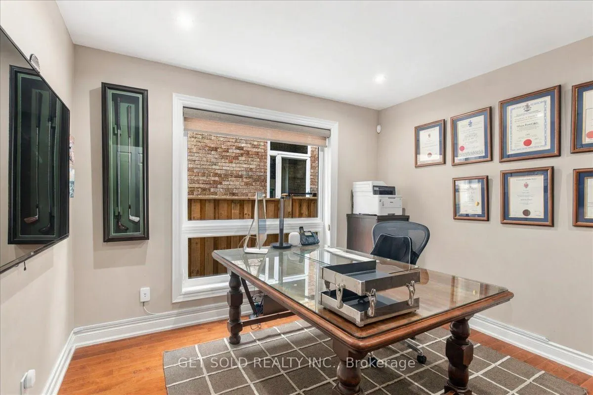 10 Coldwater Court