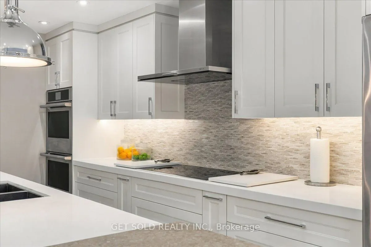 10 Coldwater Court