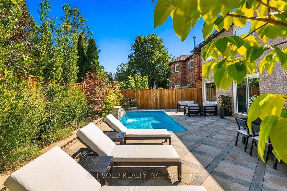 10 Coldwater Court