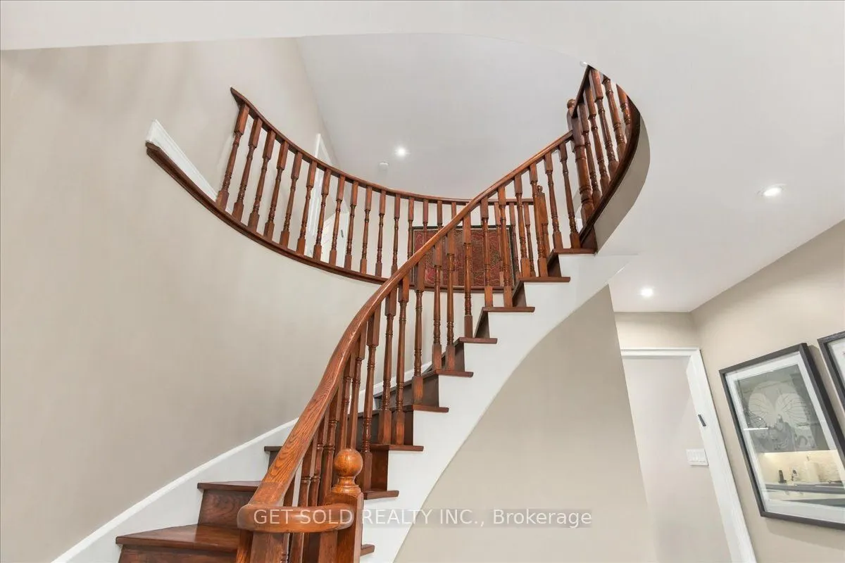 10 Coldwater Court