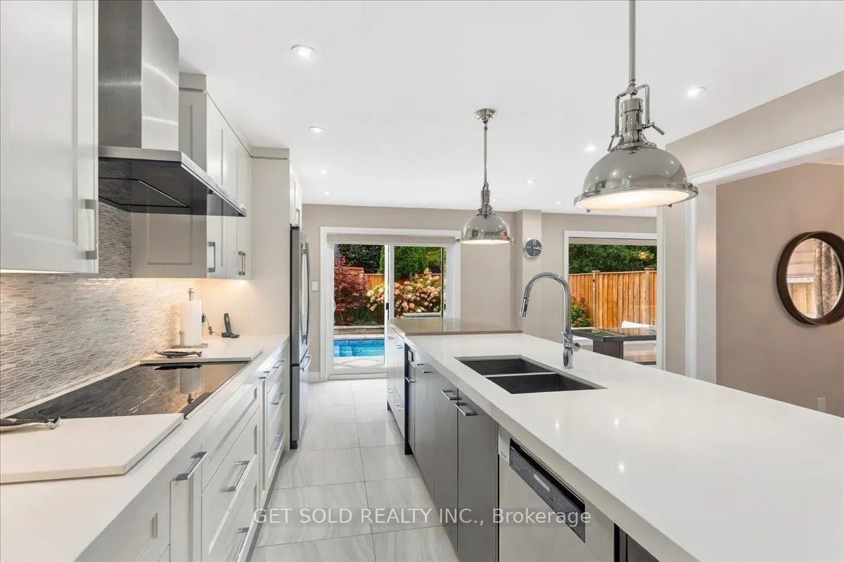 10 Coldwater Court