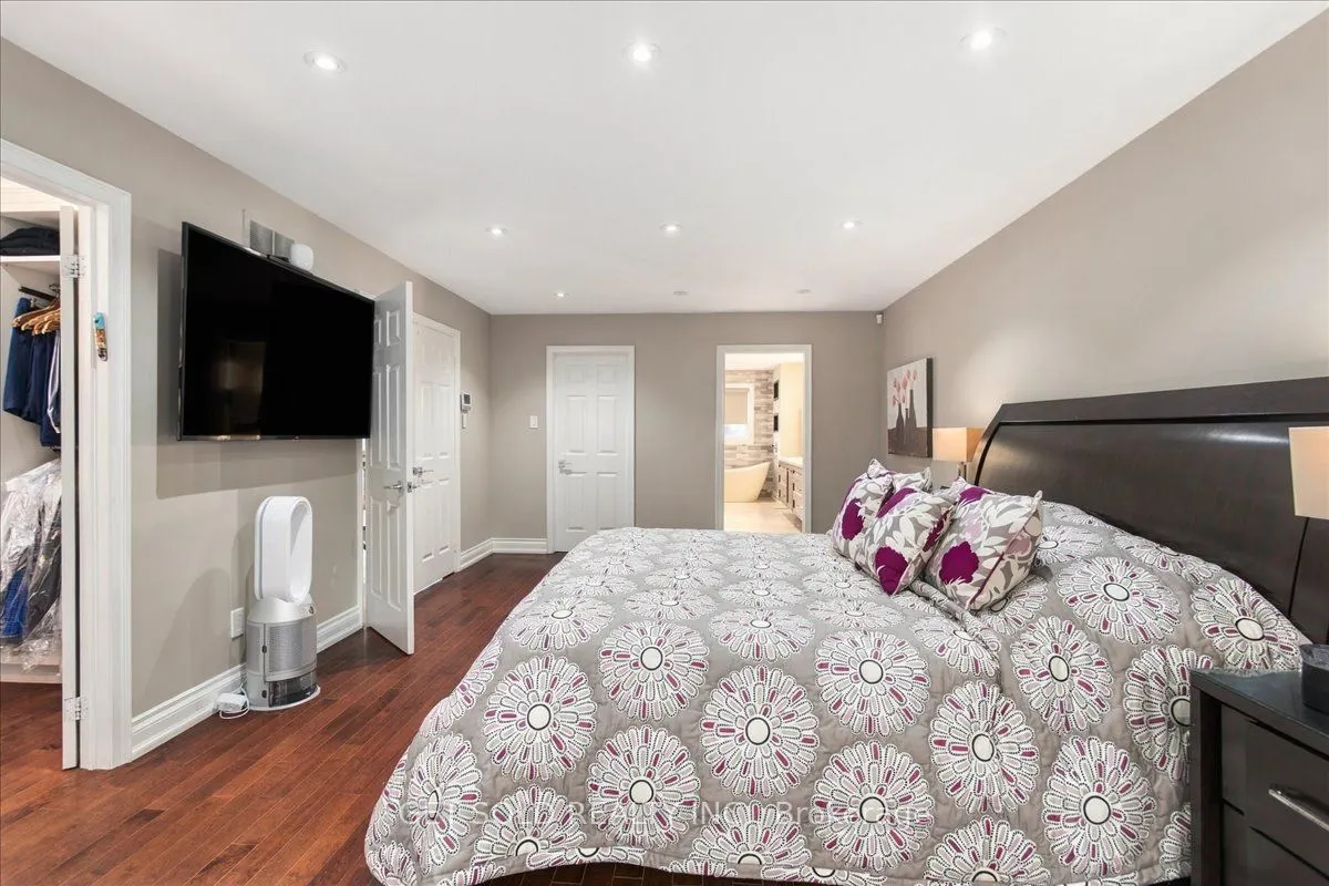 10 Coldwater Court