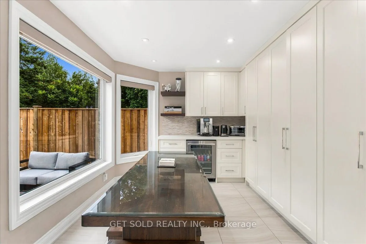 10 Coldwater Court