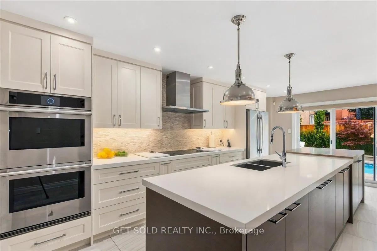 10 Coldwater Court