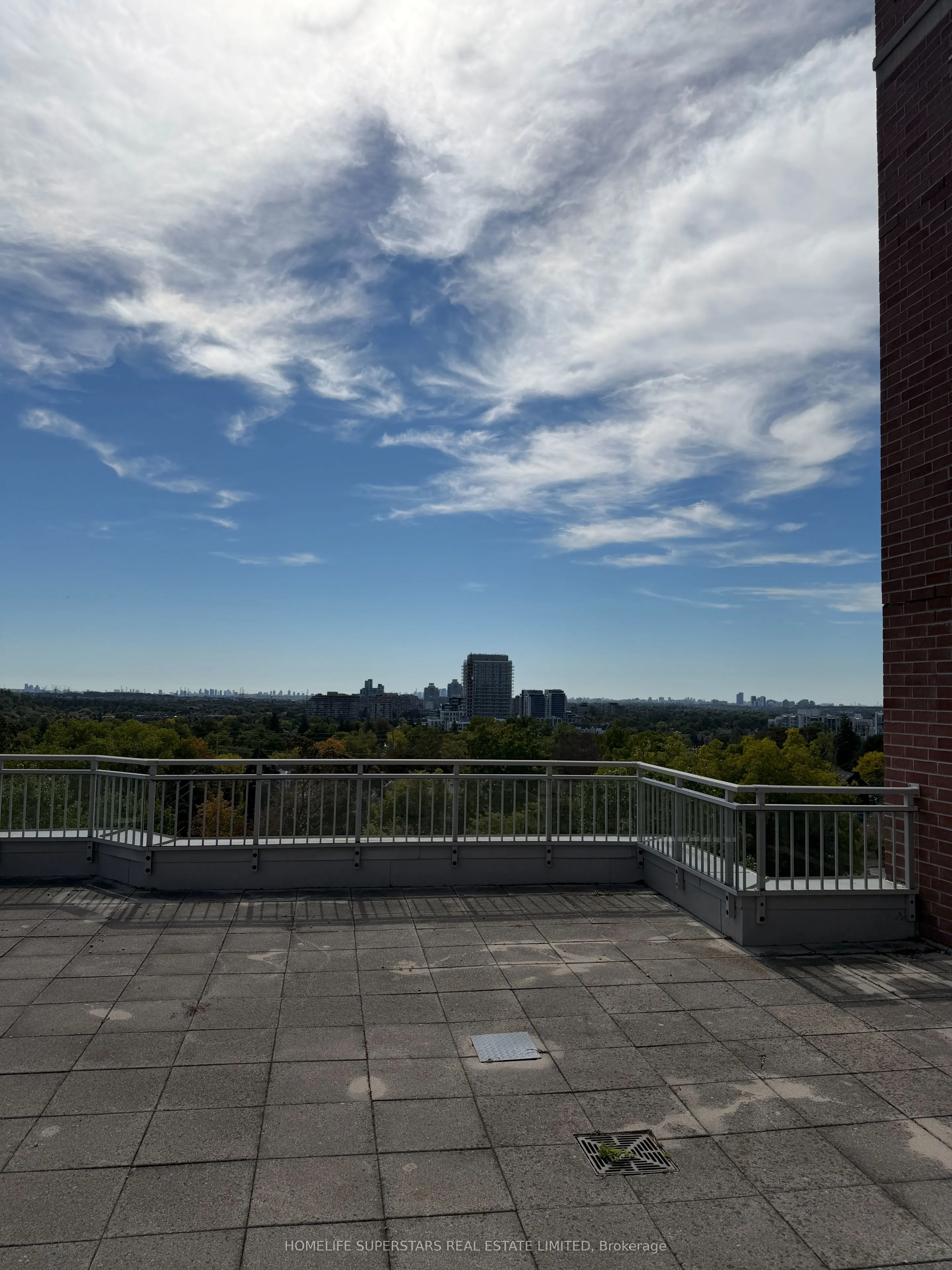 10101 Yonge Street #619