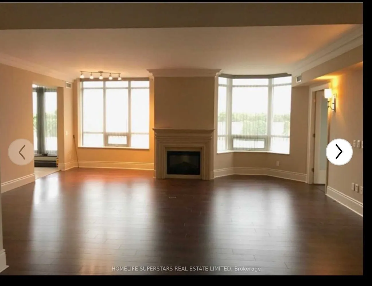 10101 Yonge Street #619