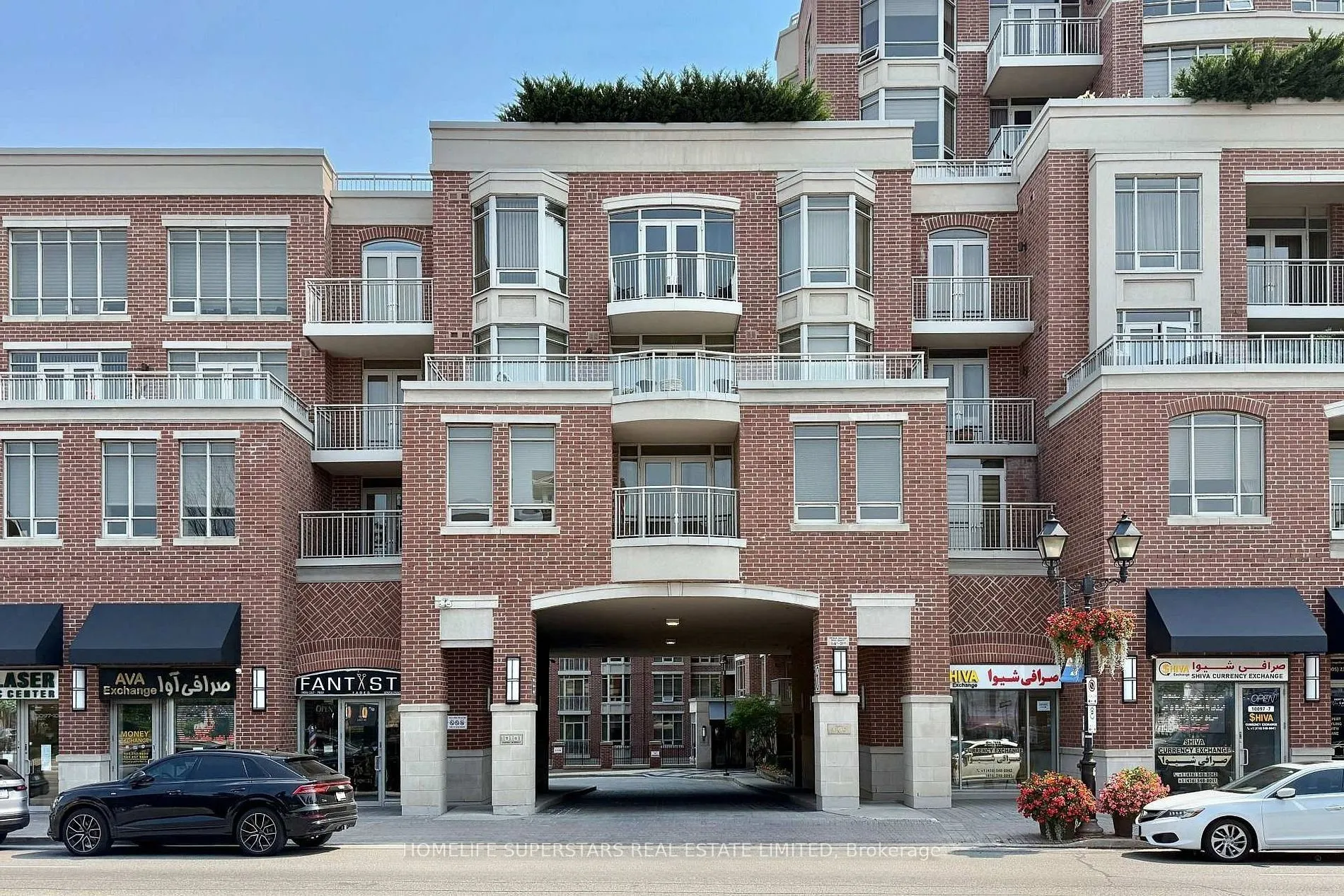 10101 Yonge Street #619