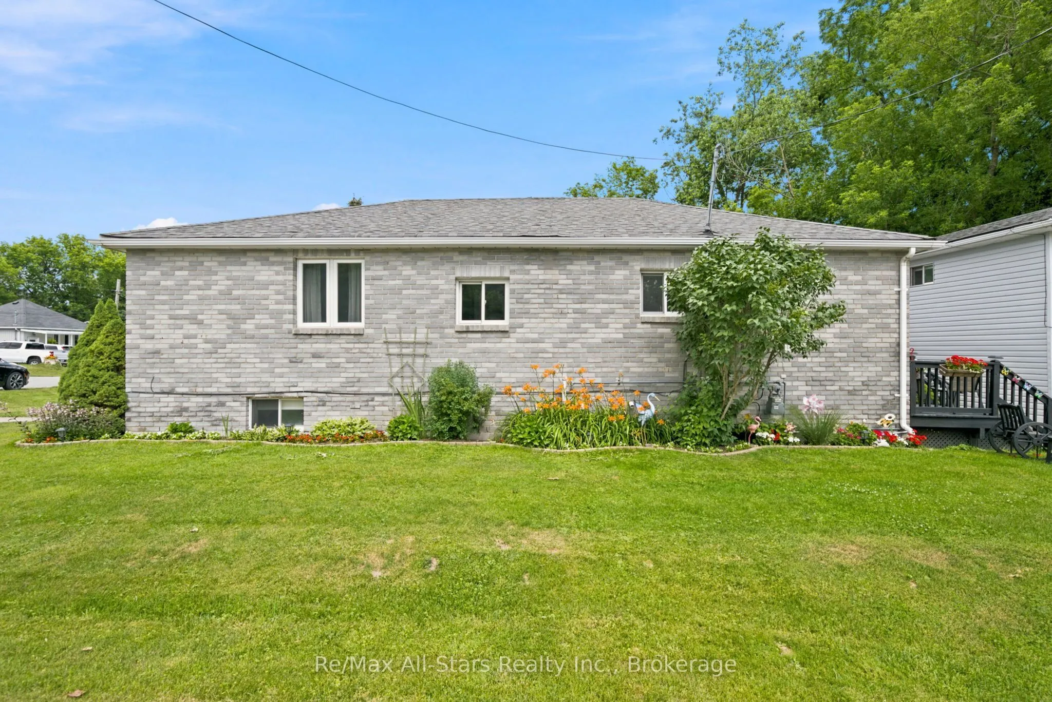 1 Maple Grove Street