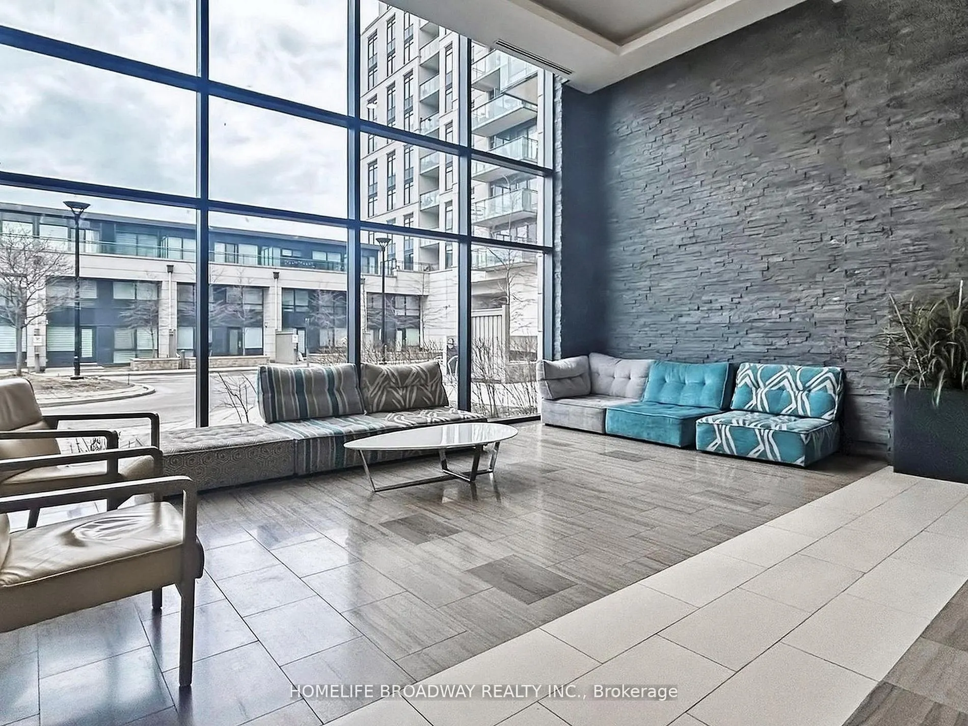 24 Woodstream Boulevard #112
