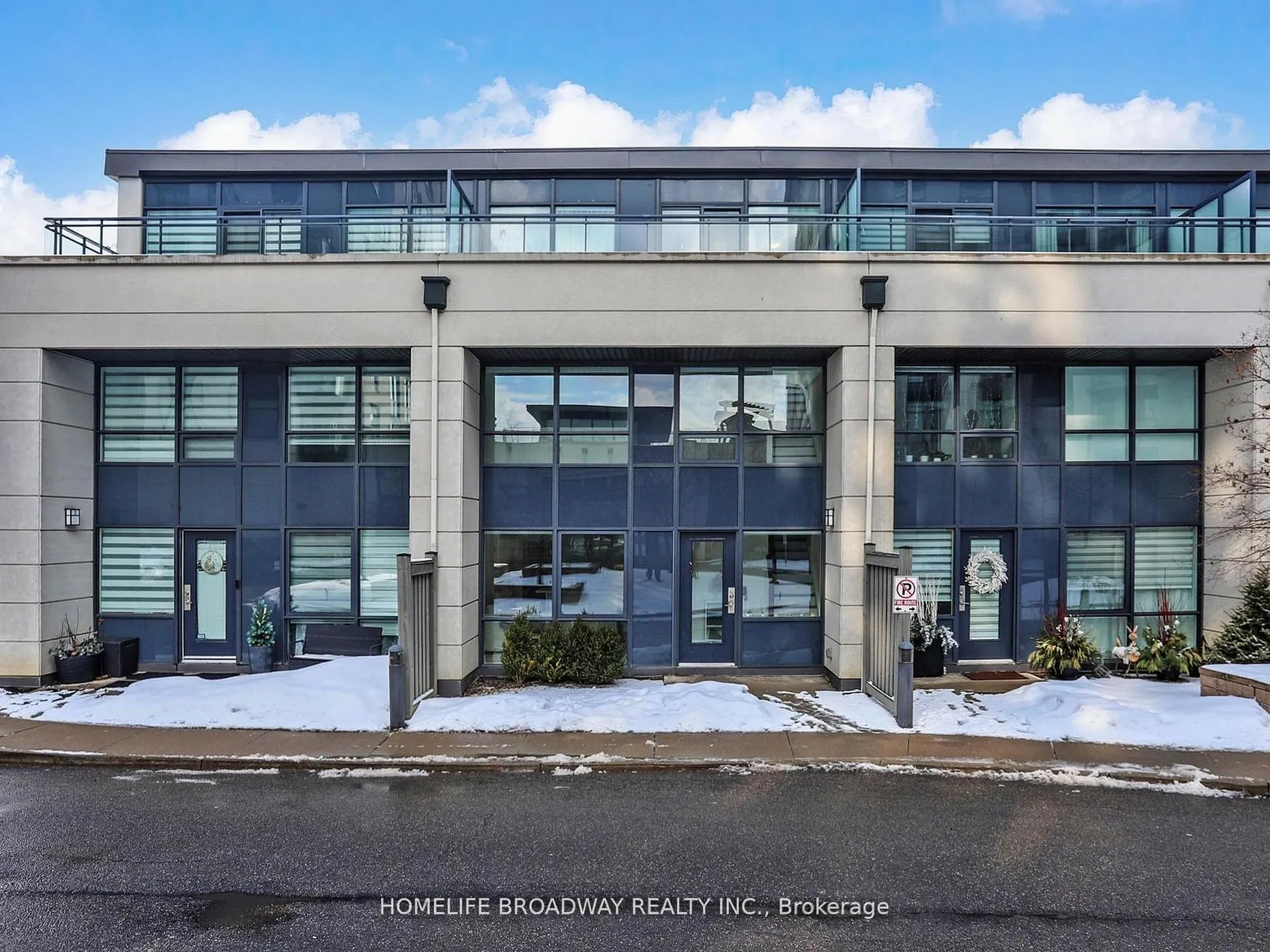 24 Woodstream Boulevard #112