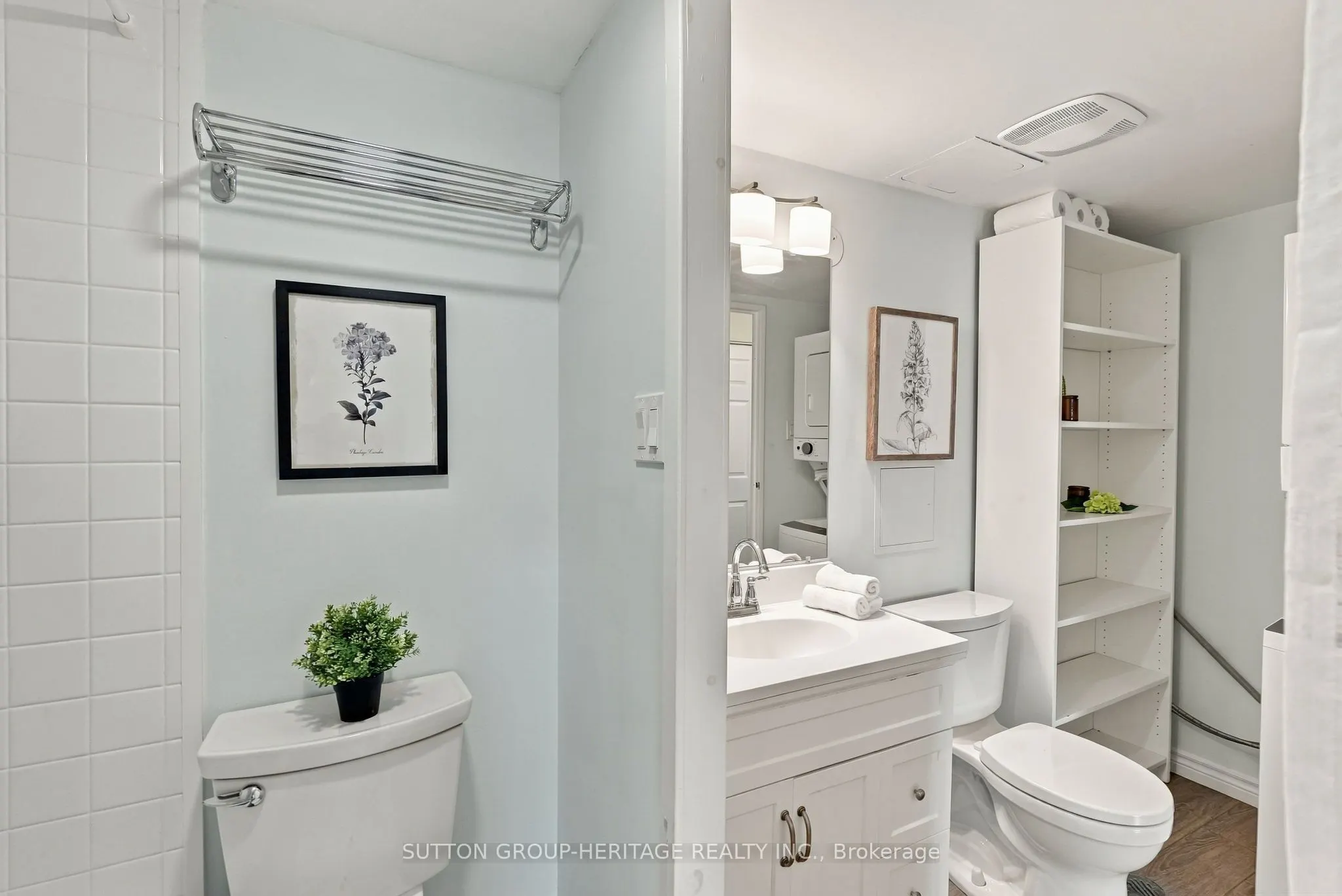15390 Yonge Street #406