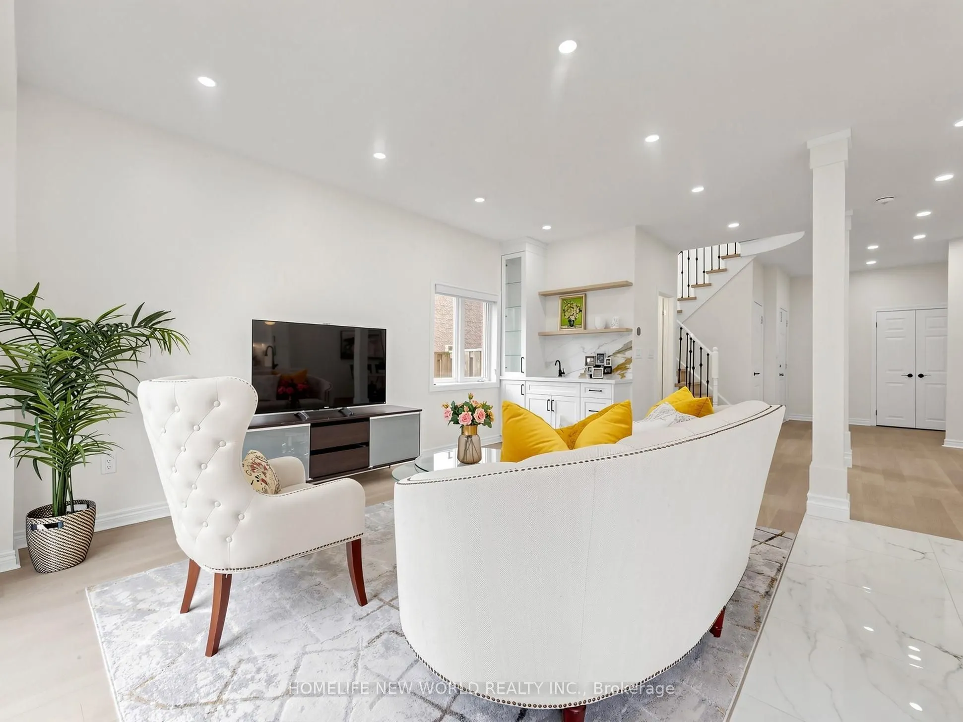 7 Monaco Crescent
