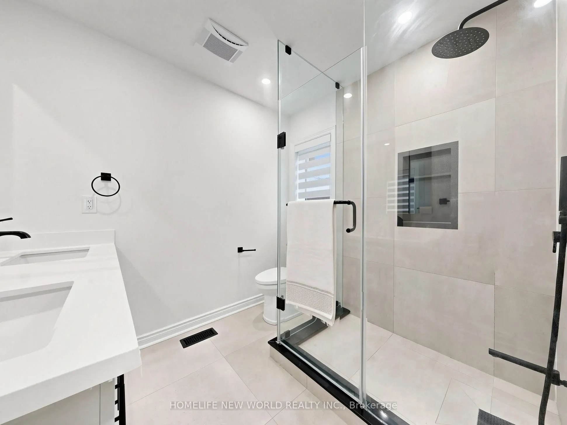 7 Monaco Crescent