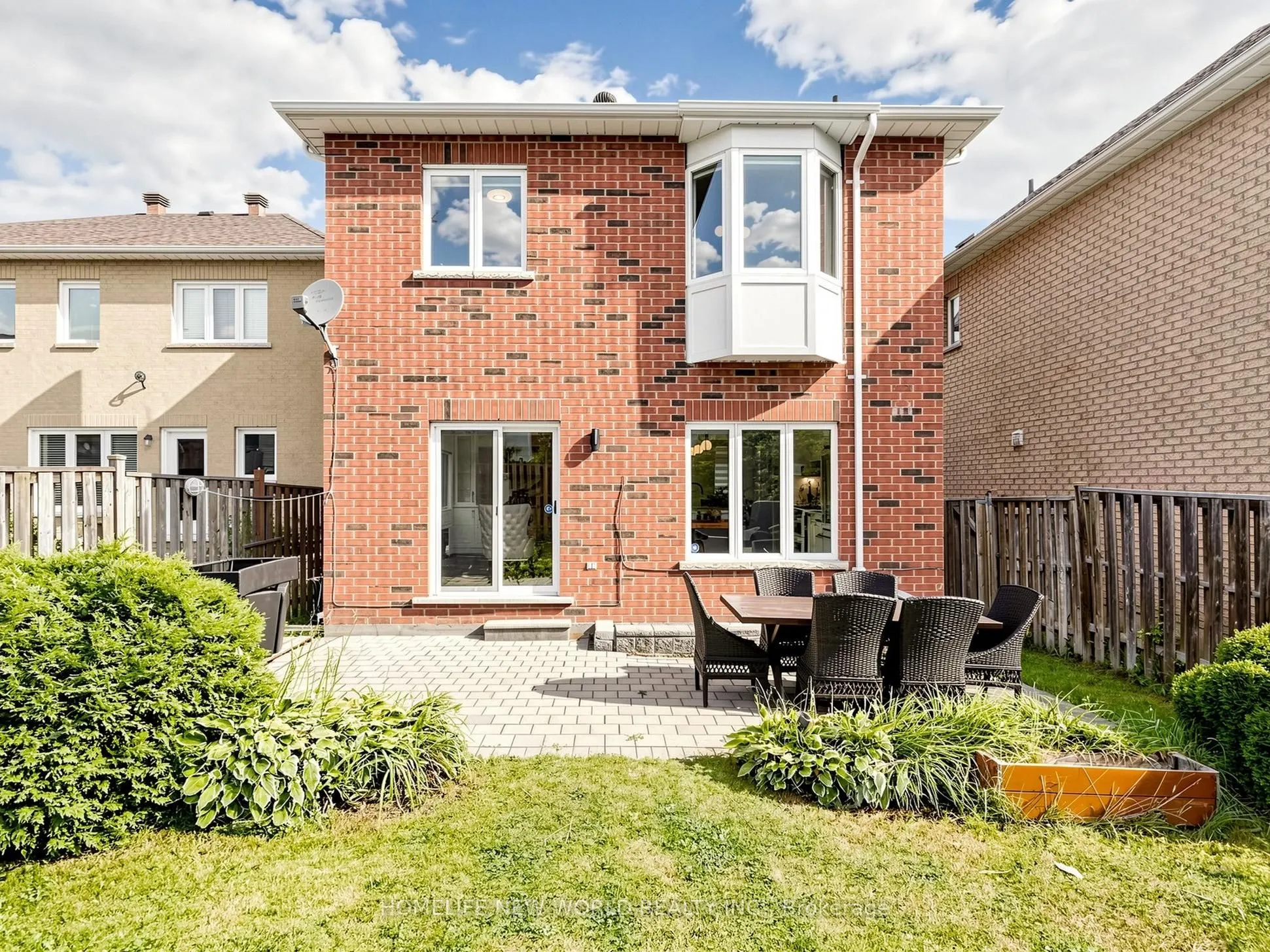 7 Monaco Crescent