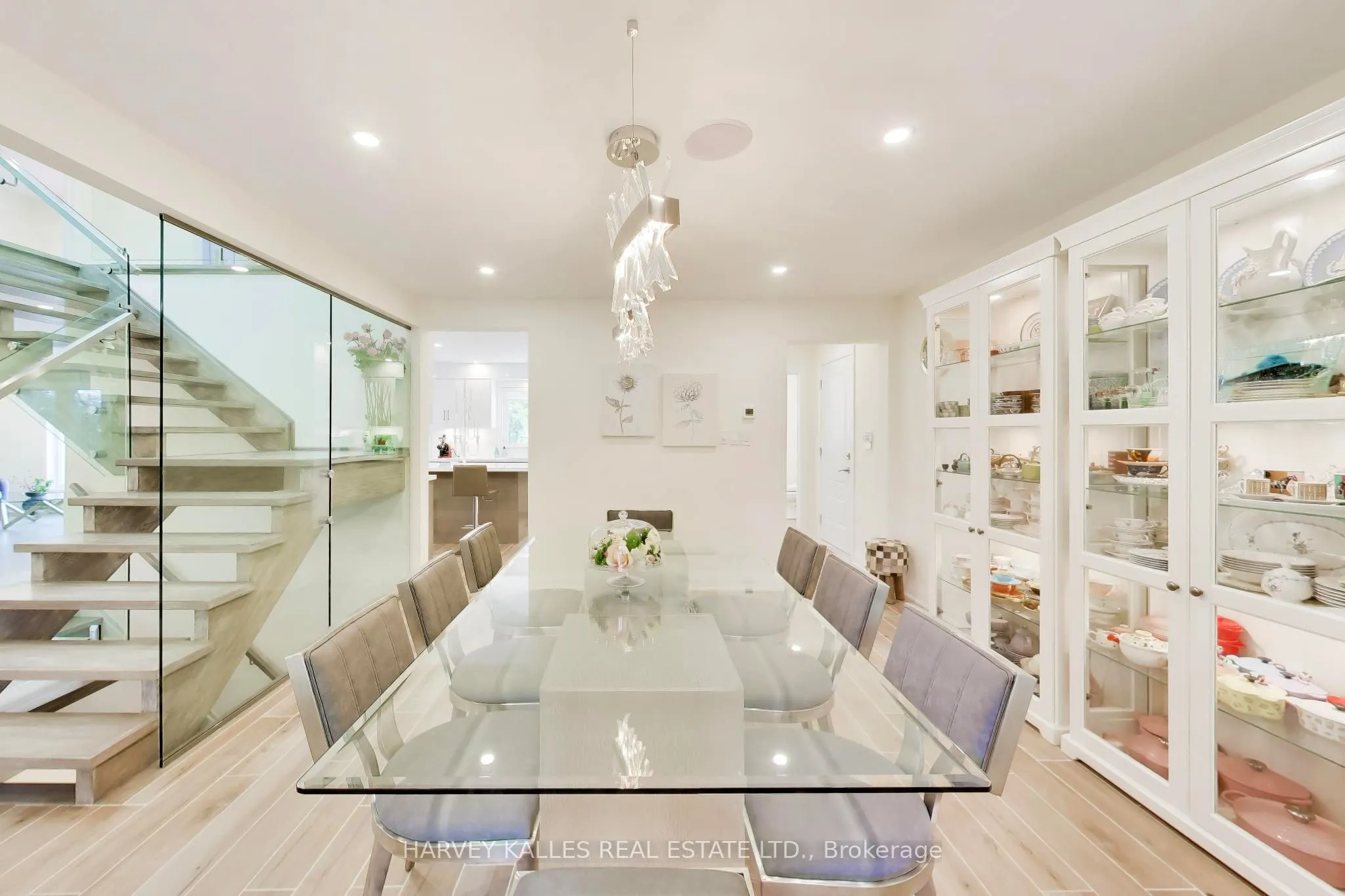 17 Cynthia Crescent