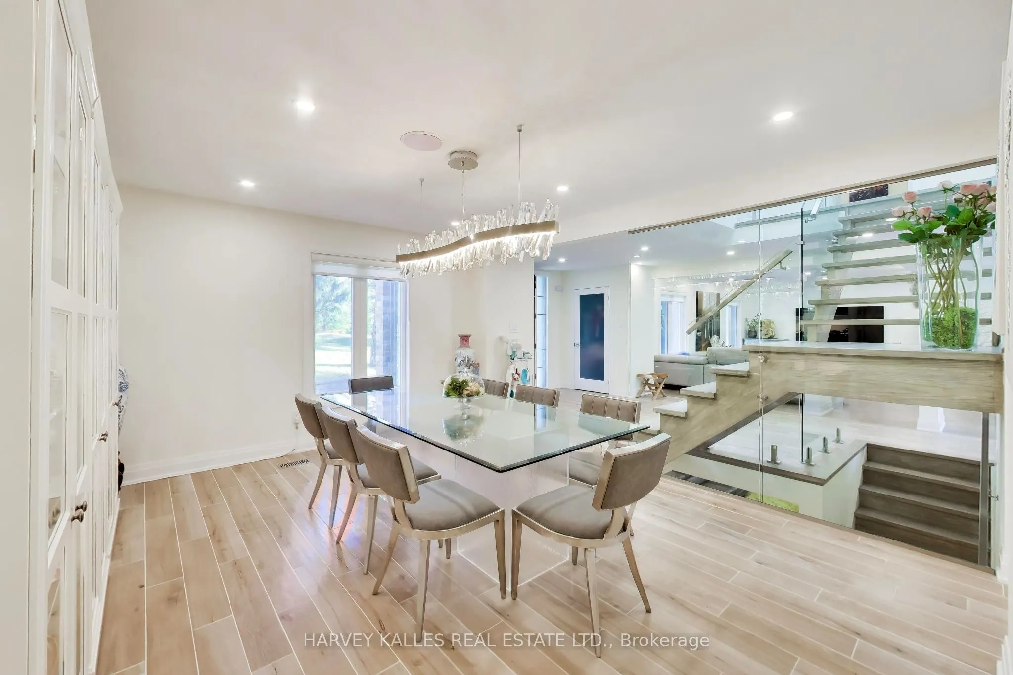 17 Cynthia Crescent