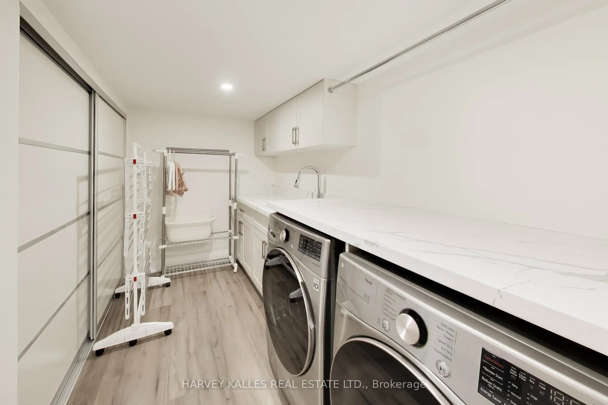 17 Cynthia Crescent
