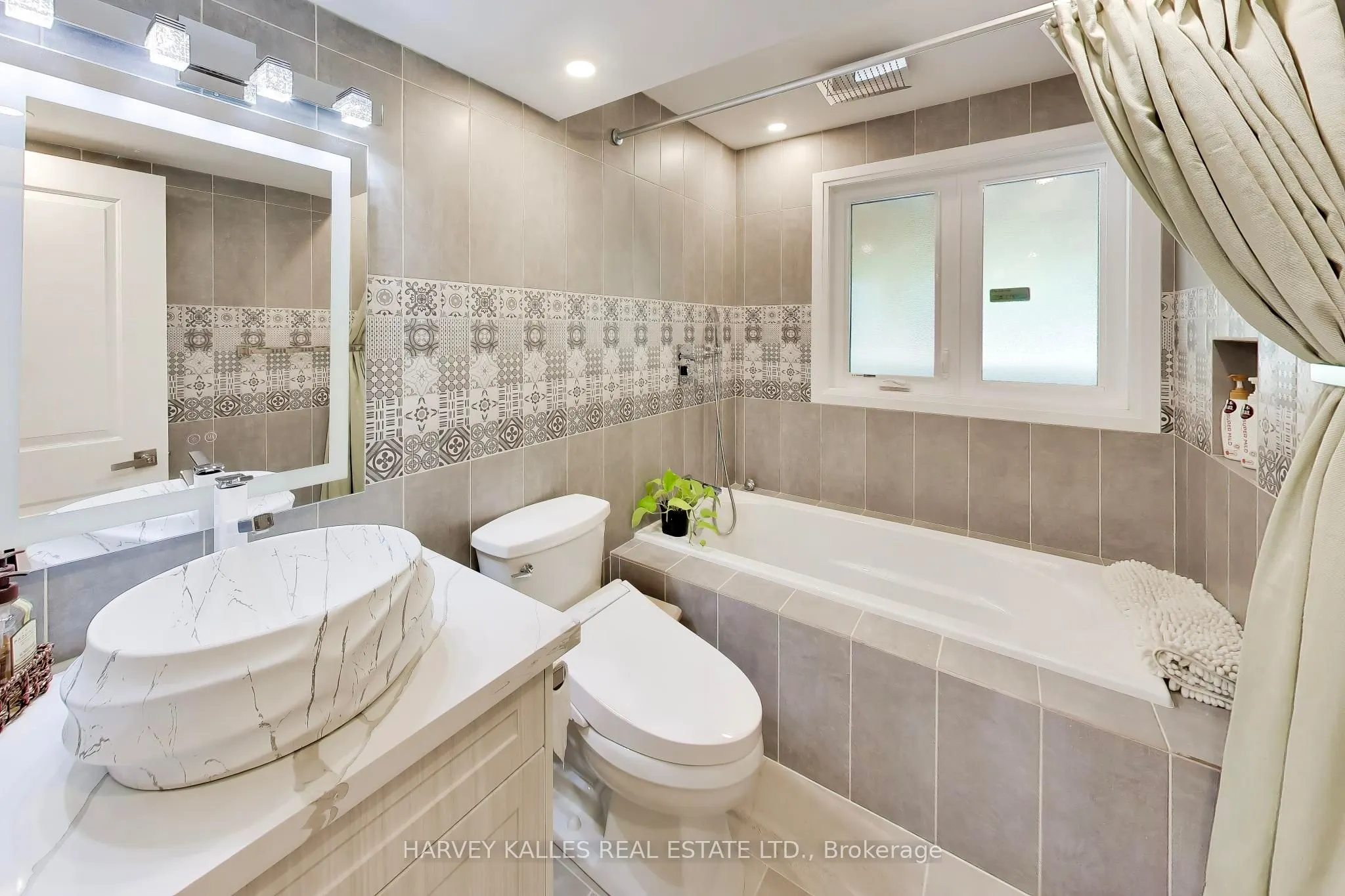 17 Cynthia Crescent