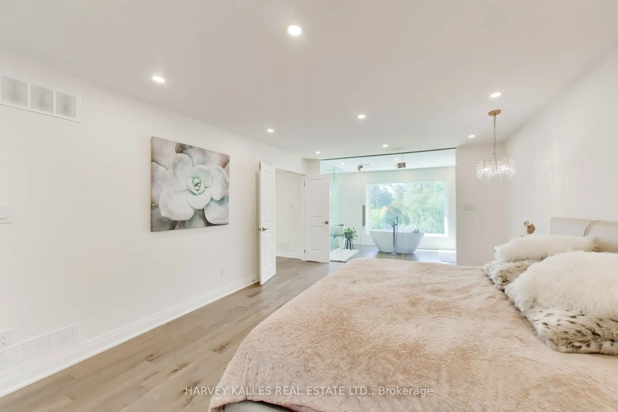 17 Cynthia Crescent