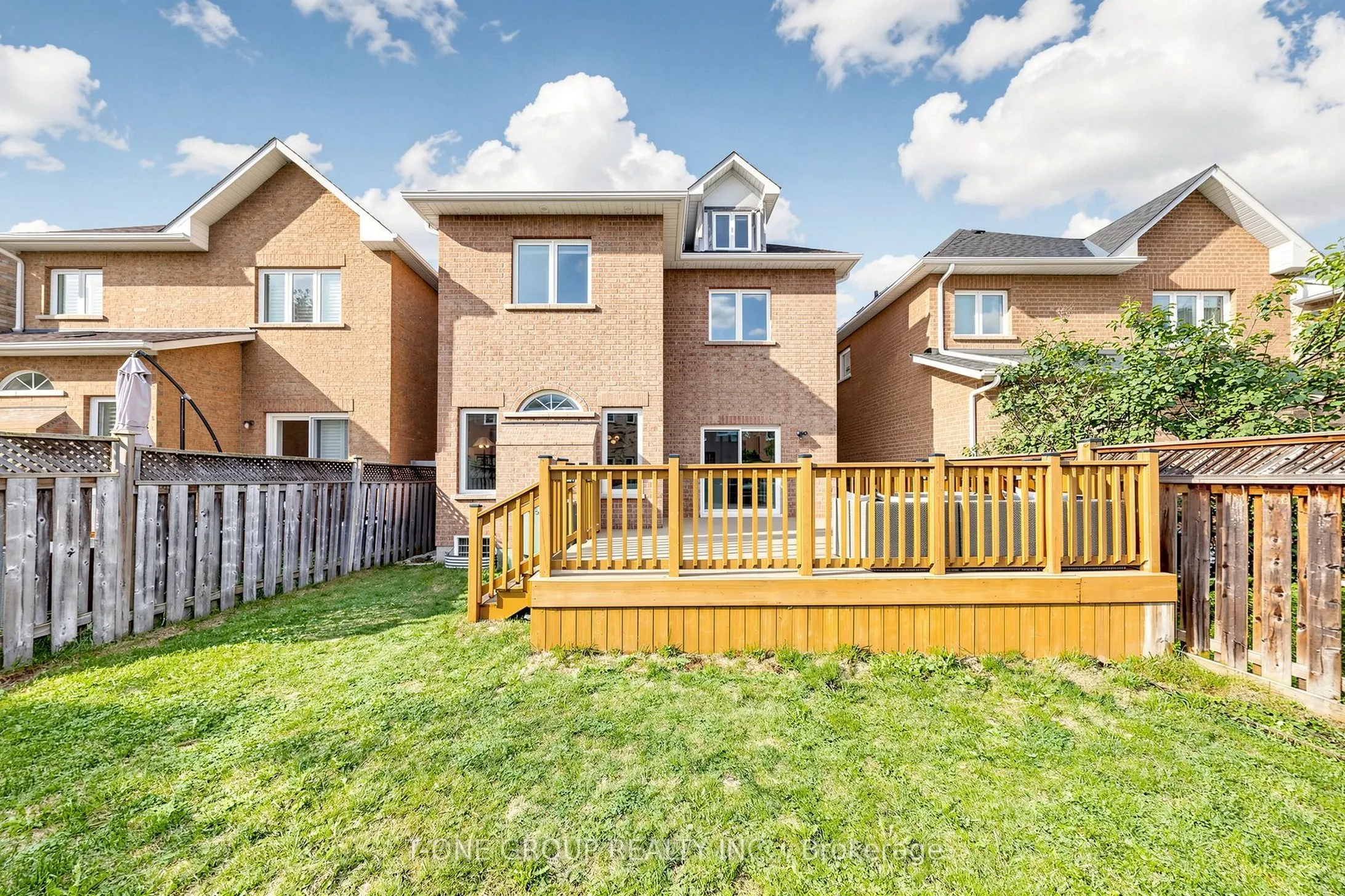 87 Serene Way