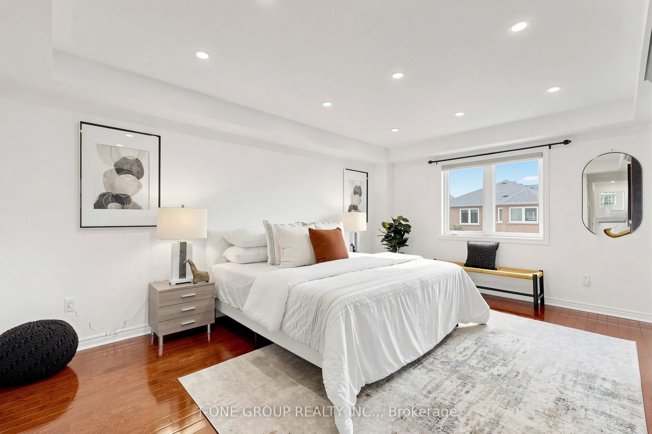87 Serene Way