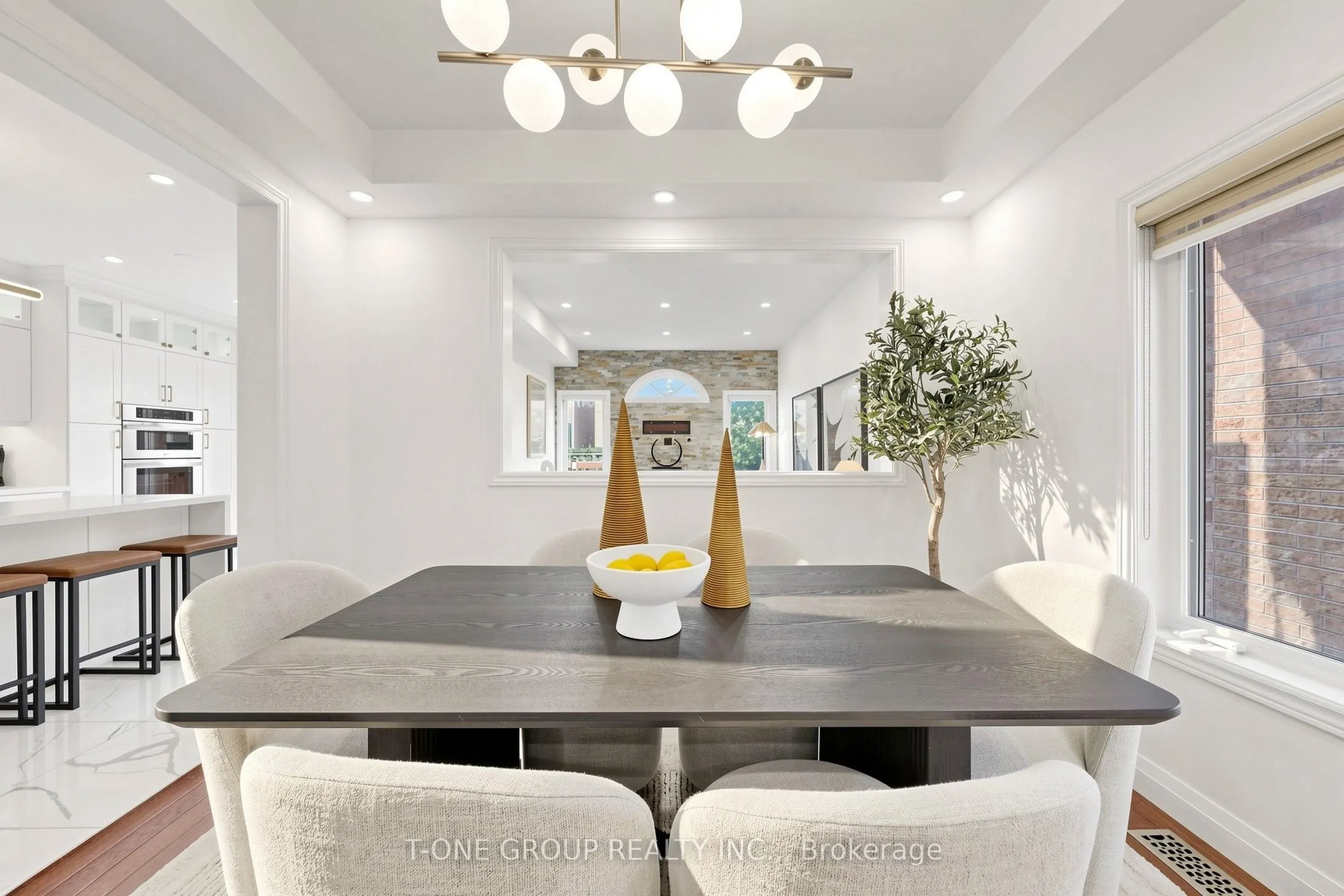 87 Serene Way