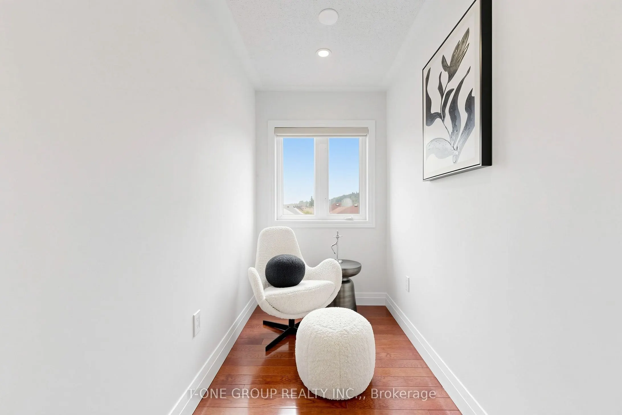 87 Serene Way
