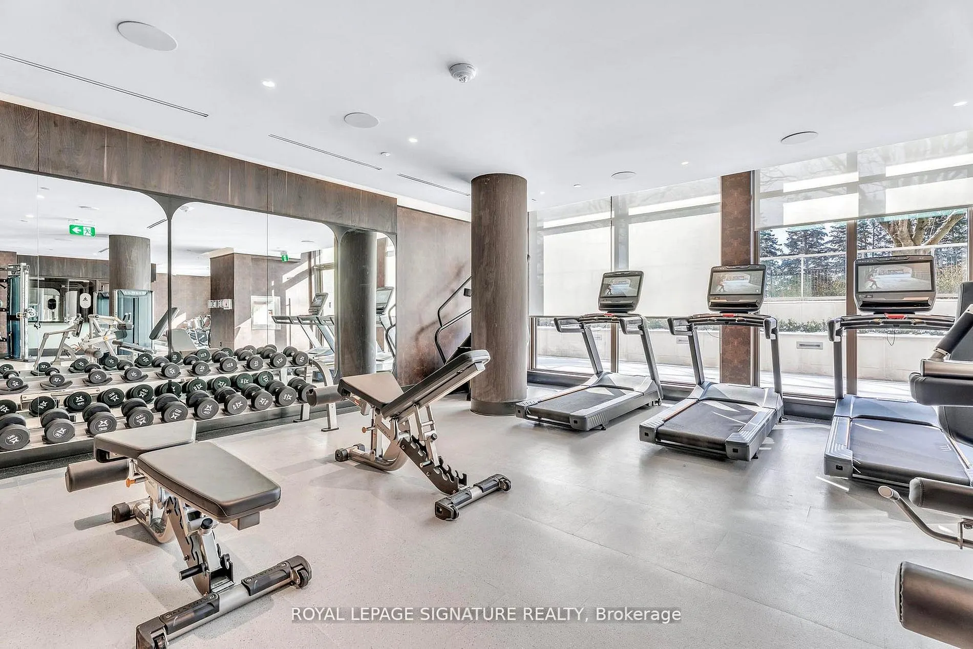 399 Royal Orchard Boulevard #617