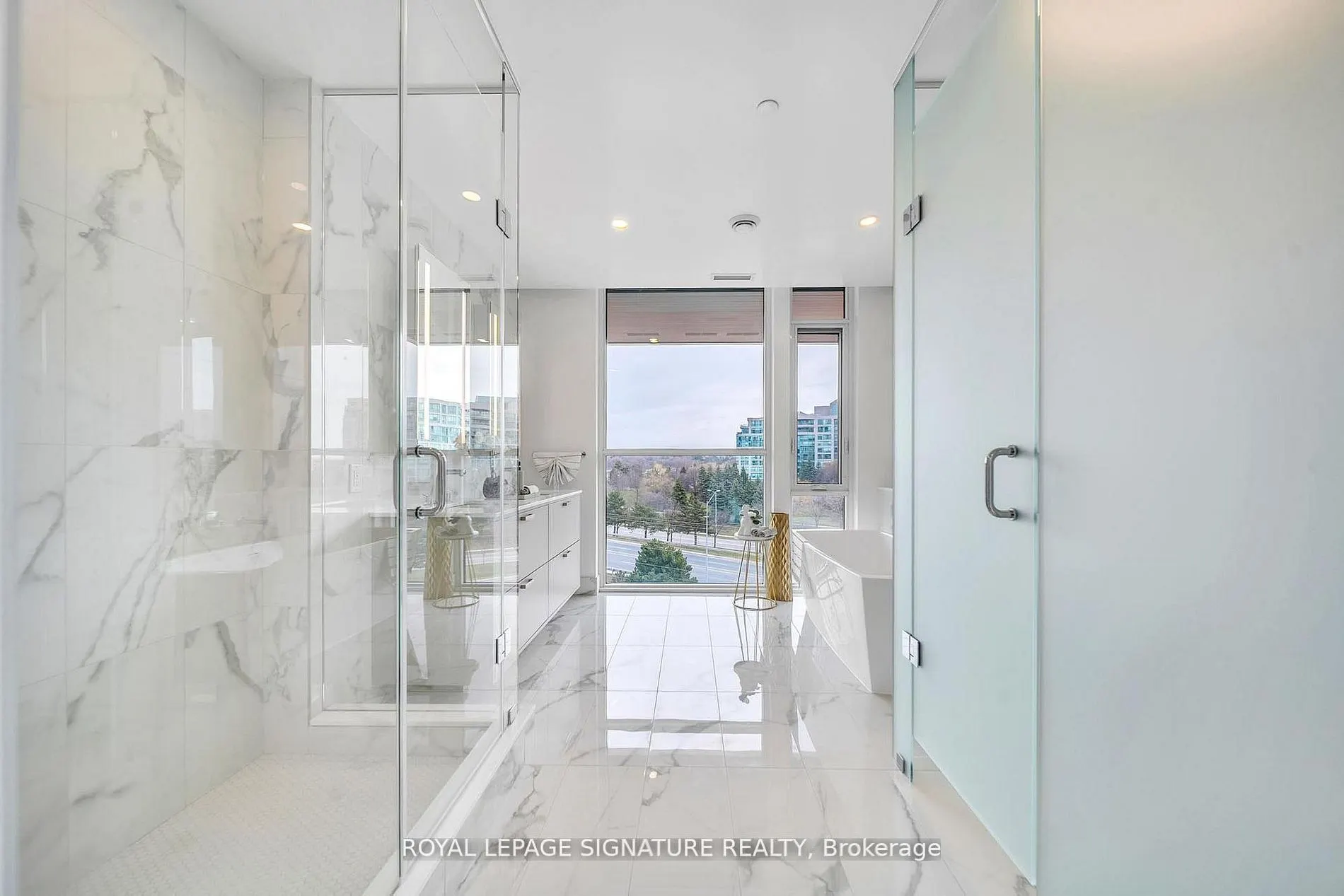 399 Royal Orchard Boulevard #617