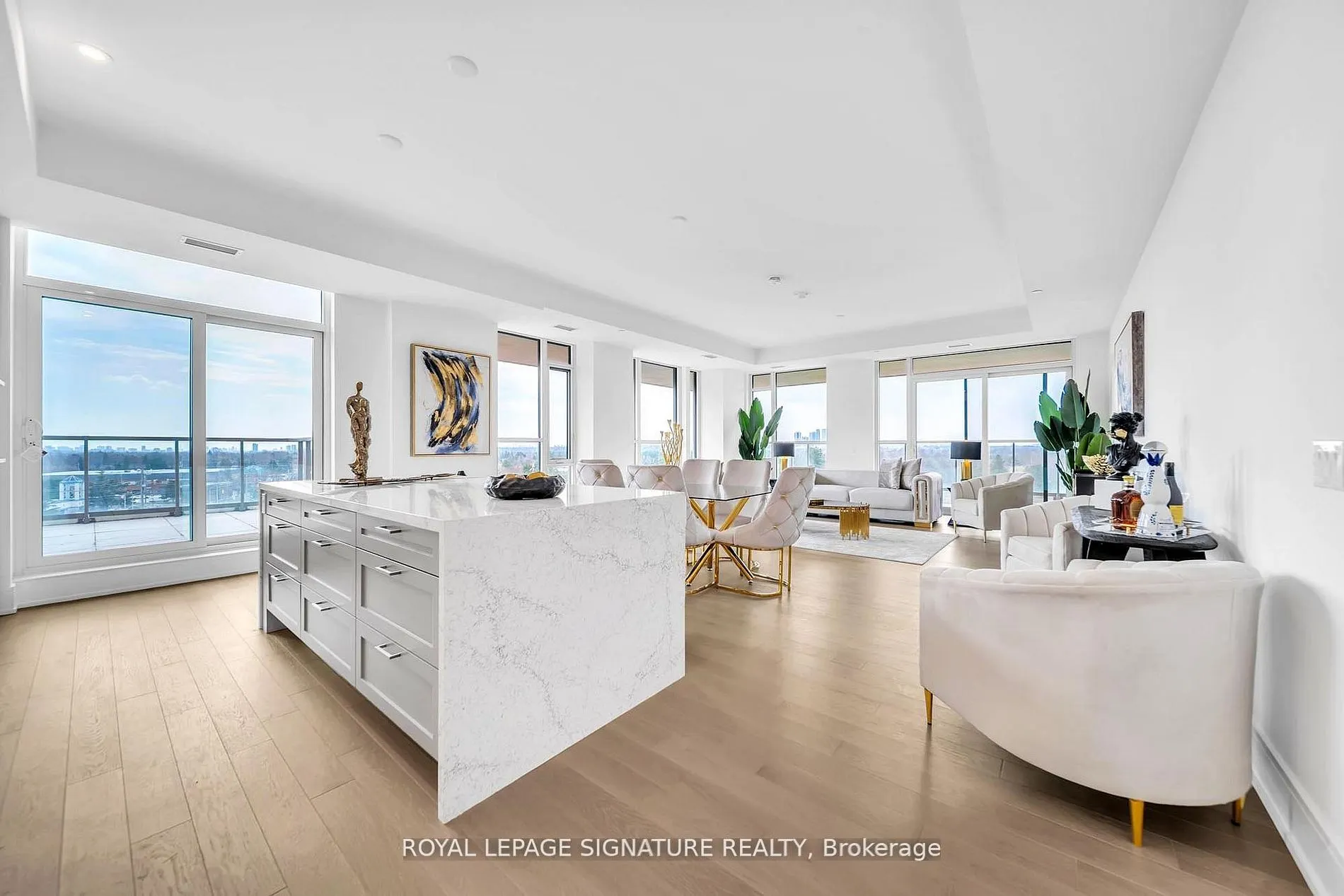399 Royal Orchard Boulevard #617