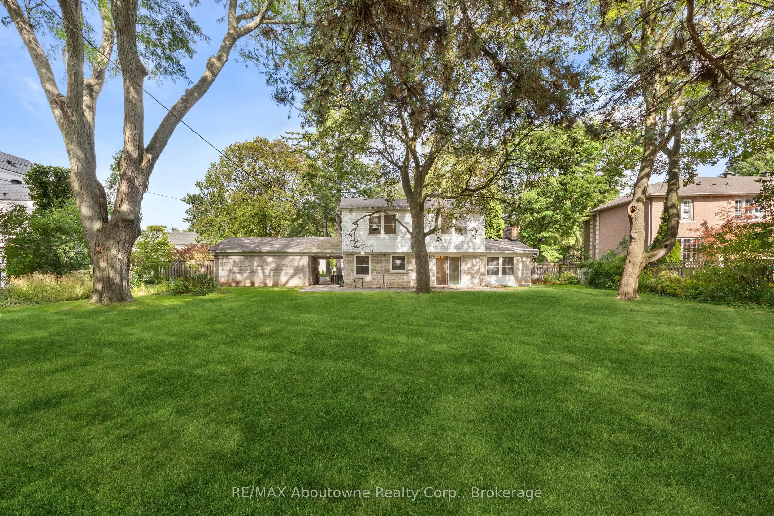 24 Valloncliffe Road