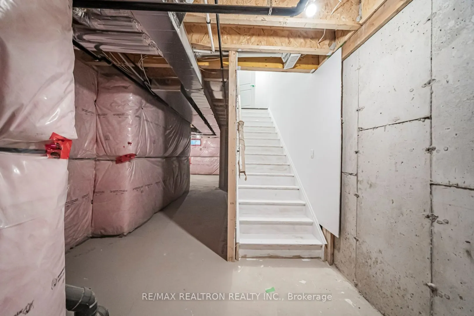260 Eagle Street #22