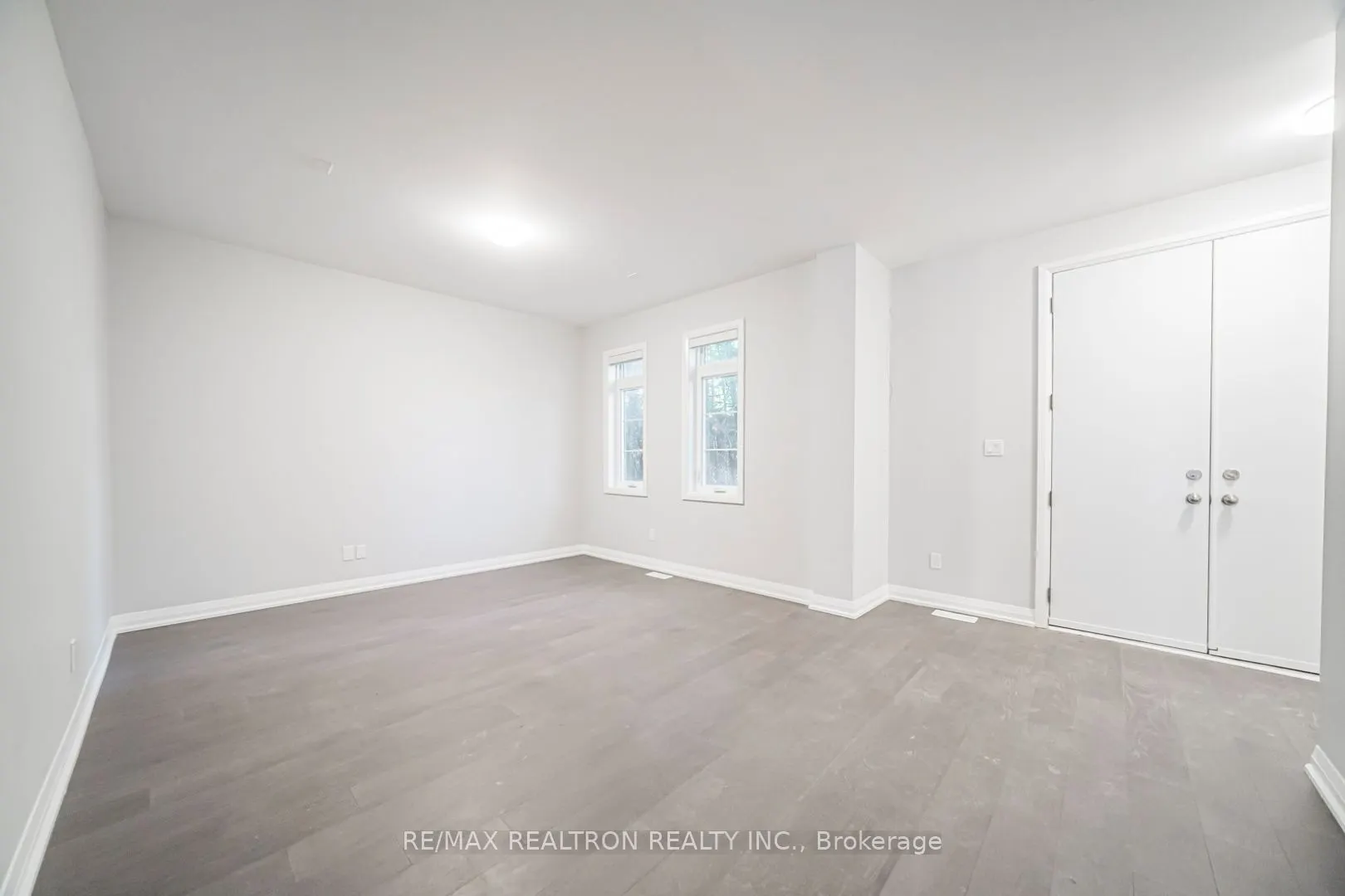 260 Eagle Street #22