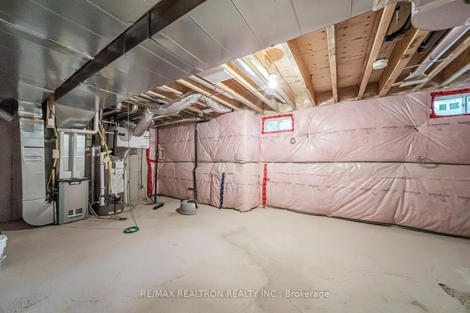 260 Eagle Street #22