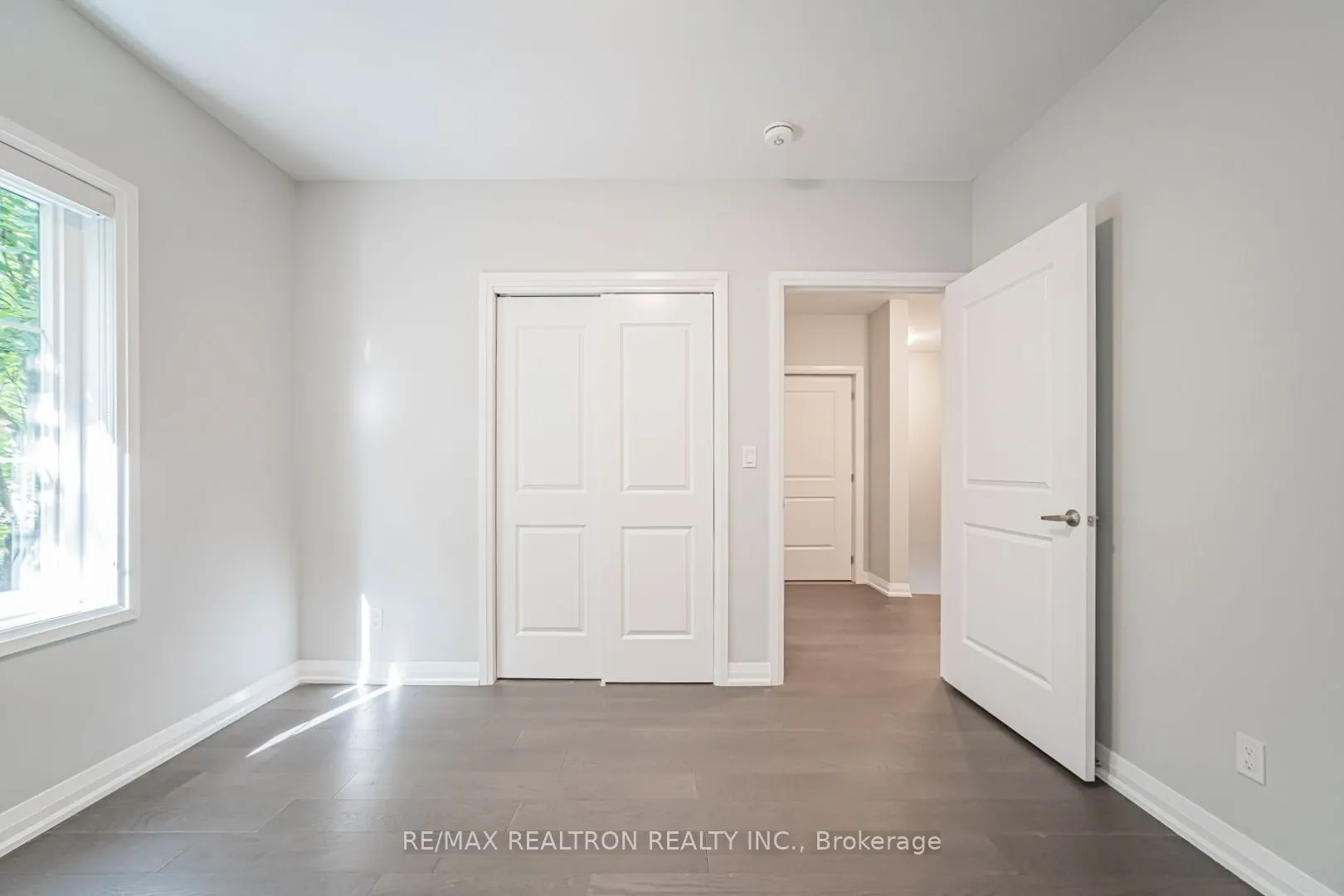 260 Eagle Street #22
