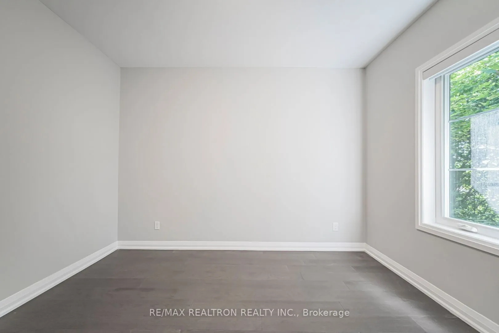 260 Eagle Street #22