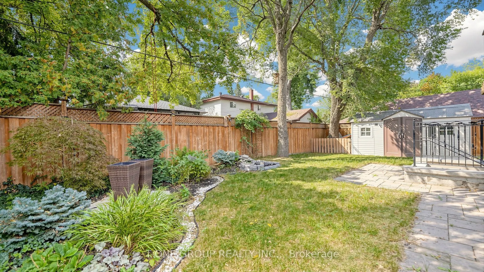 43 Rockport Crescent